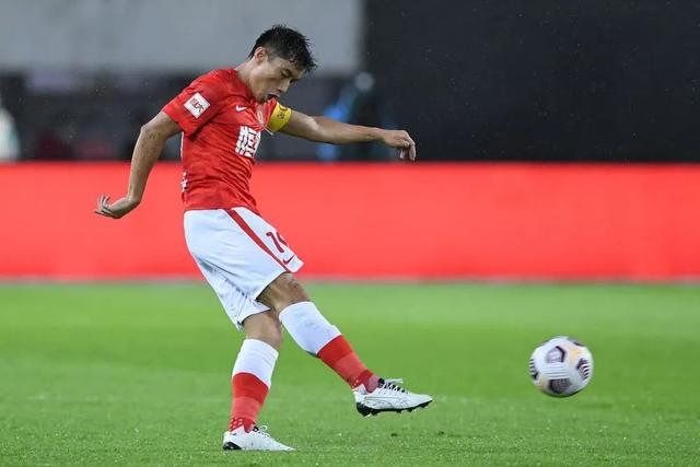 波神复出20分东契奇30+10 绿军大胜独行侠1-0